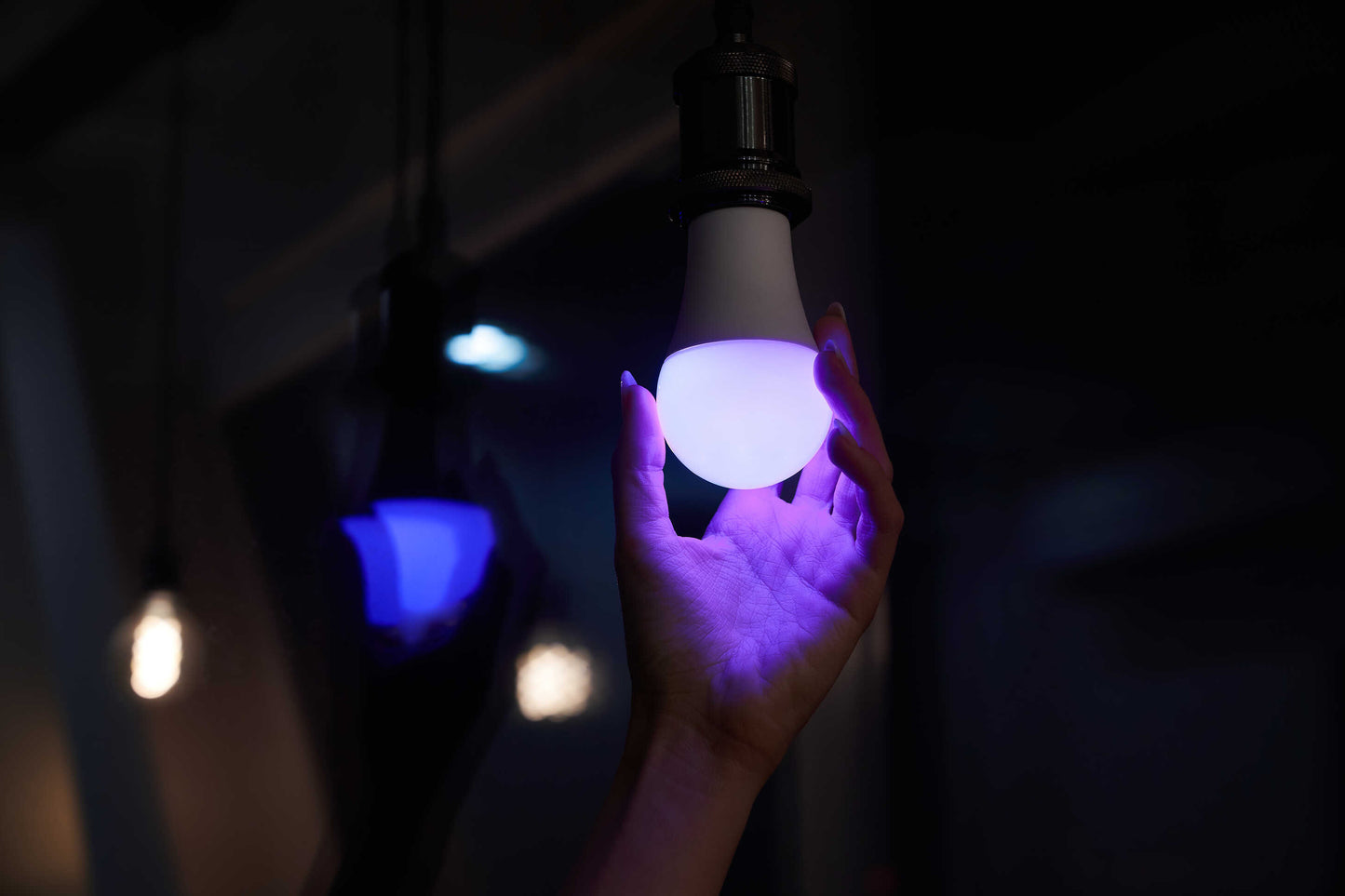 Shelly Duo RGBW - WLAN LED 9W E27 - RGB und Neutralweiß - Dimmbar ohne extra Dimmer
